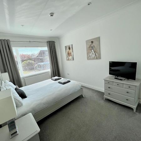 Leworin Apartment Stirling Bagian luar foto