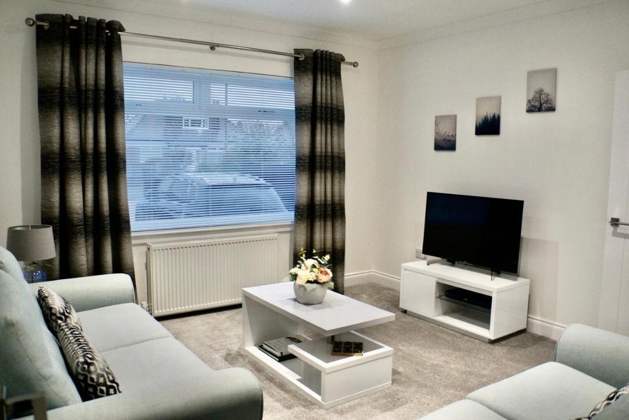 Leworin Apartment Stirling Bagian luar foto